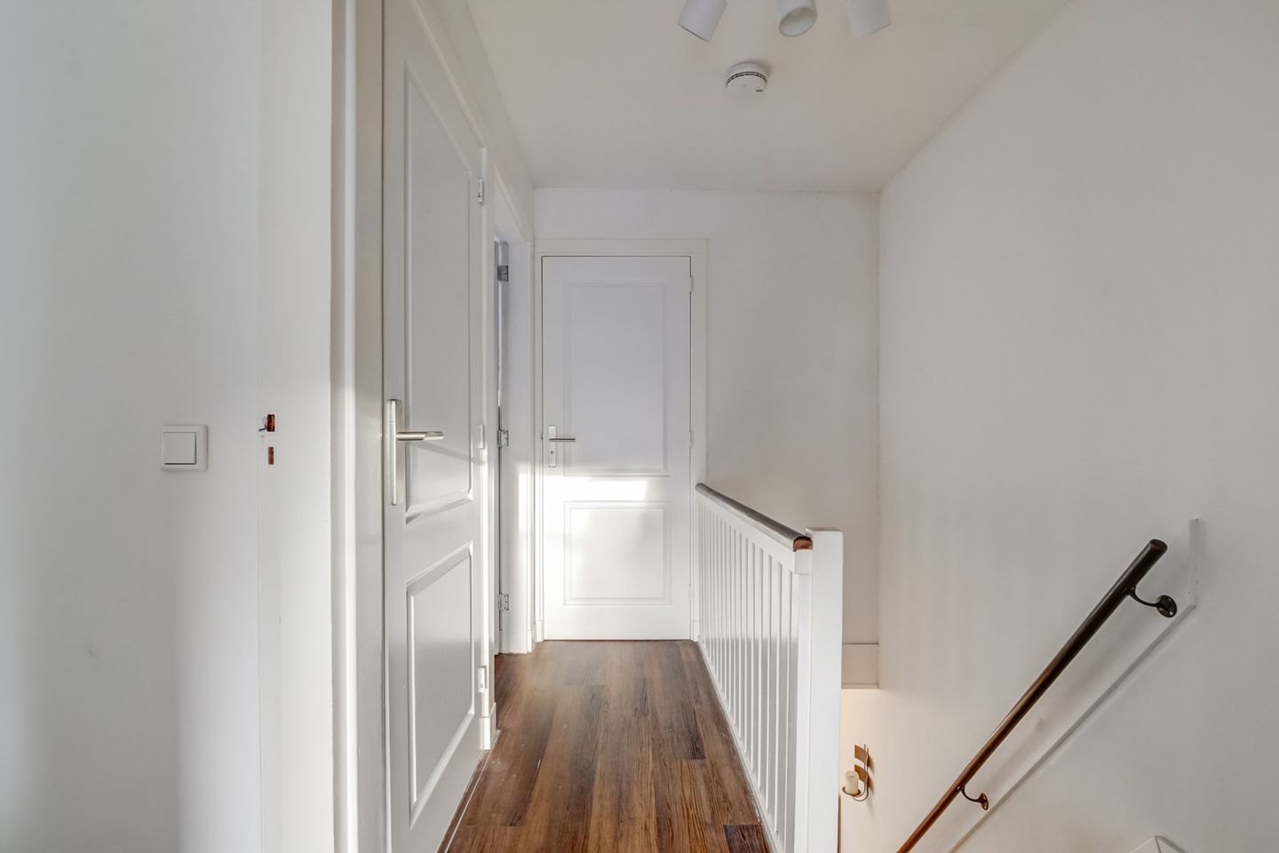 Foto 29 van Floresstraat 6