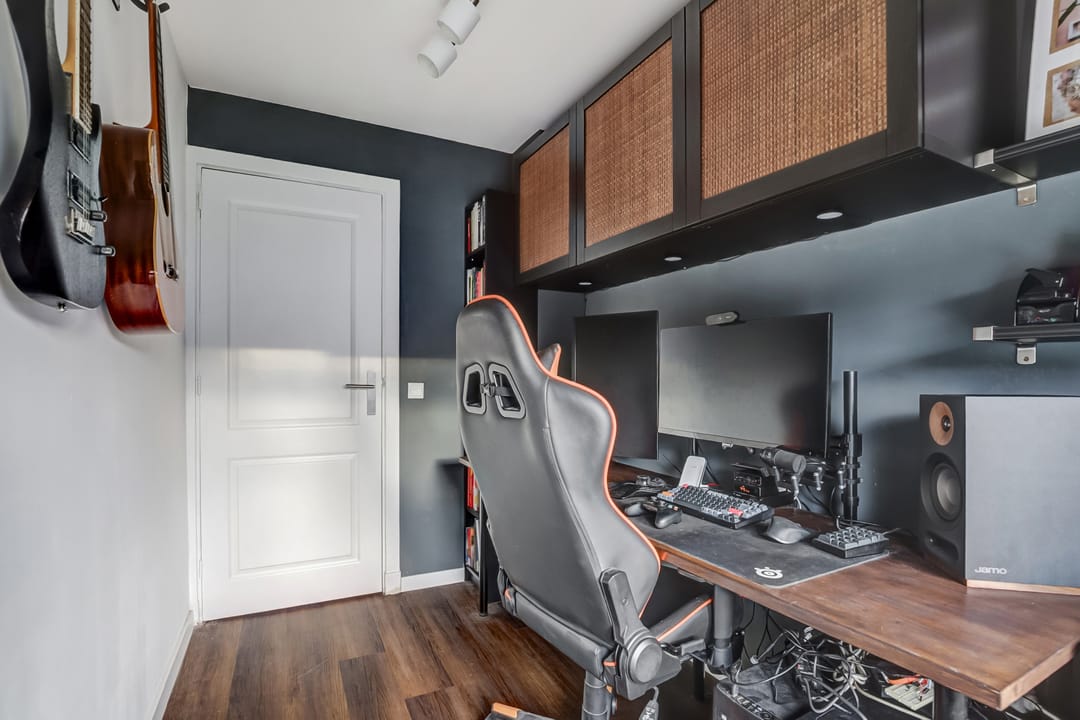 Foto 32 van Floresstraat 6