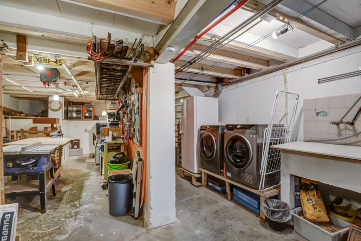 Foto 35 van Floresstraat 6