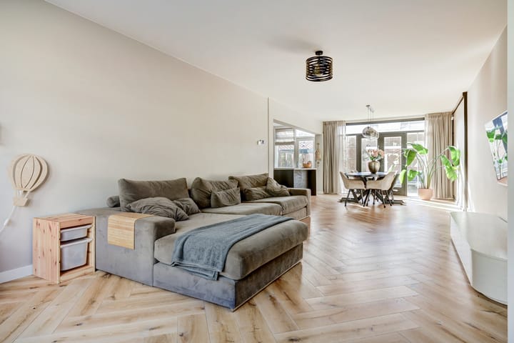 Foto 2 van 2e Scheepvaartstraat 122