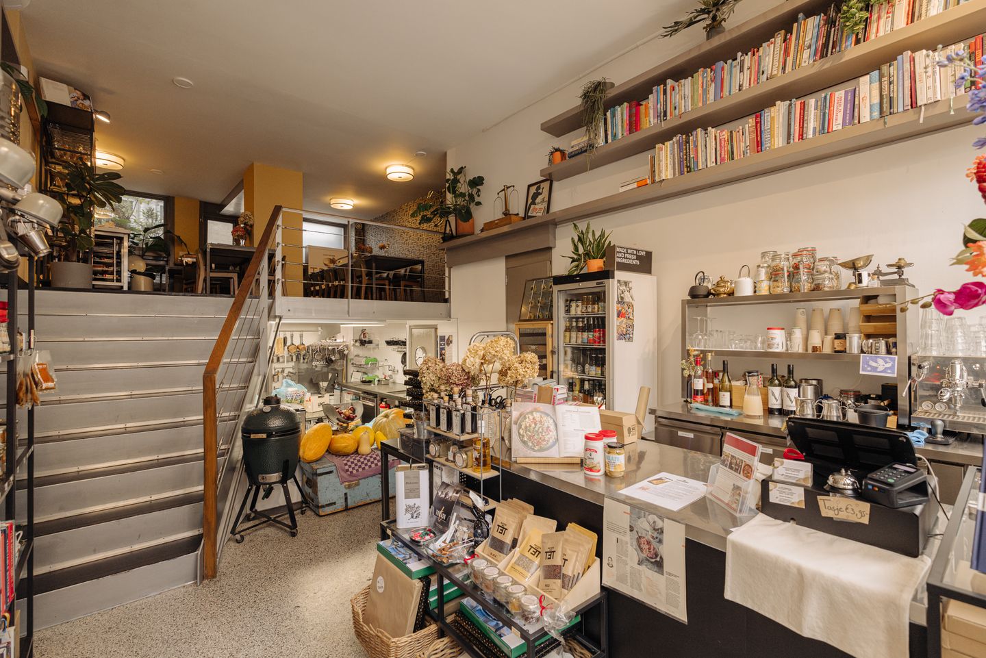 View photo 4 of Gerard Doustraat 46-H