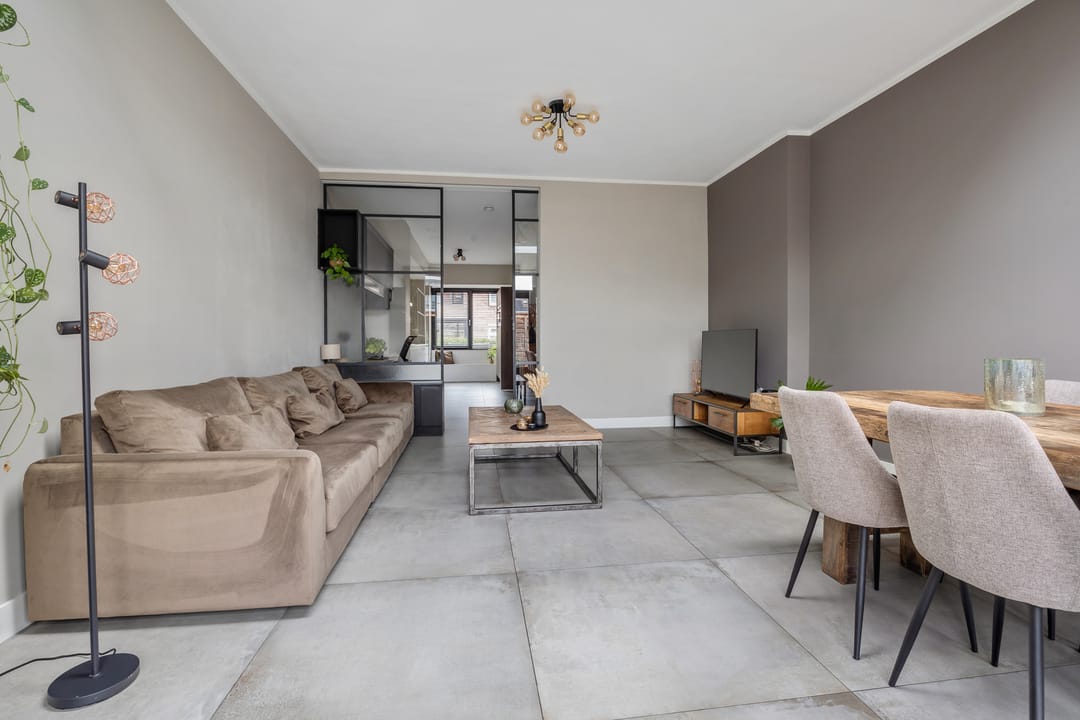 Foto 11 van Valkenierslaan 197-A