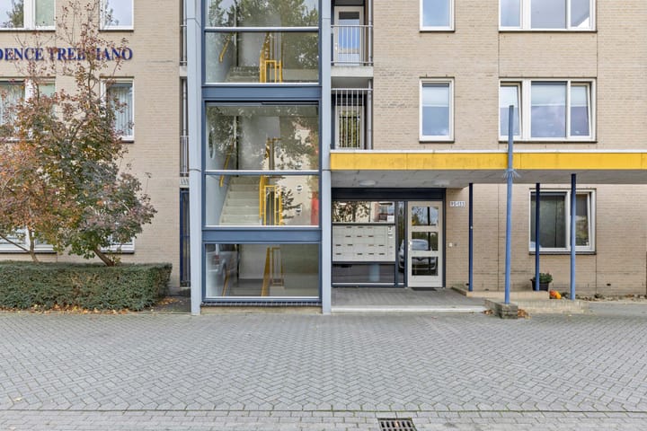 Photo 3 of Veldzuring 103