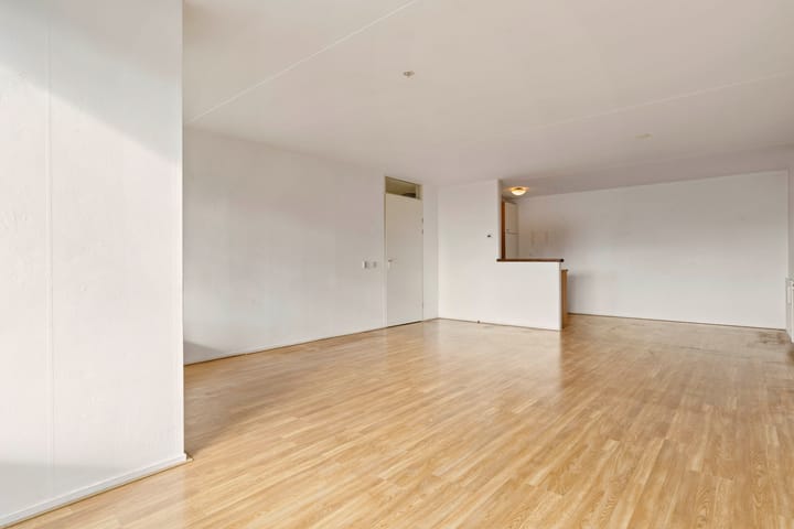 Photo 13 of Veldzuring 103