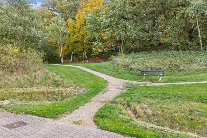 Photo 39 of Veldzuring 103