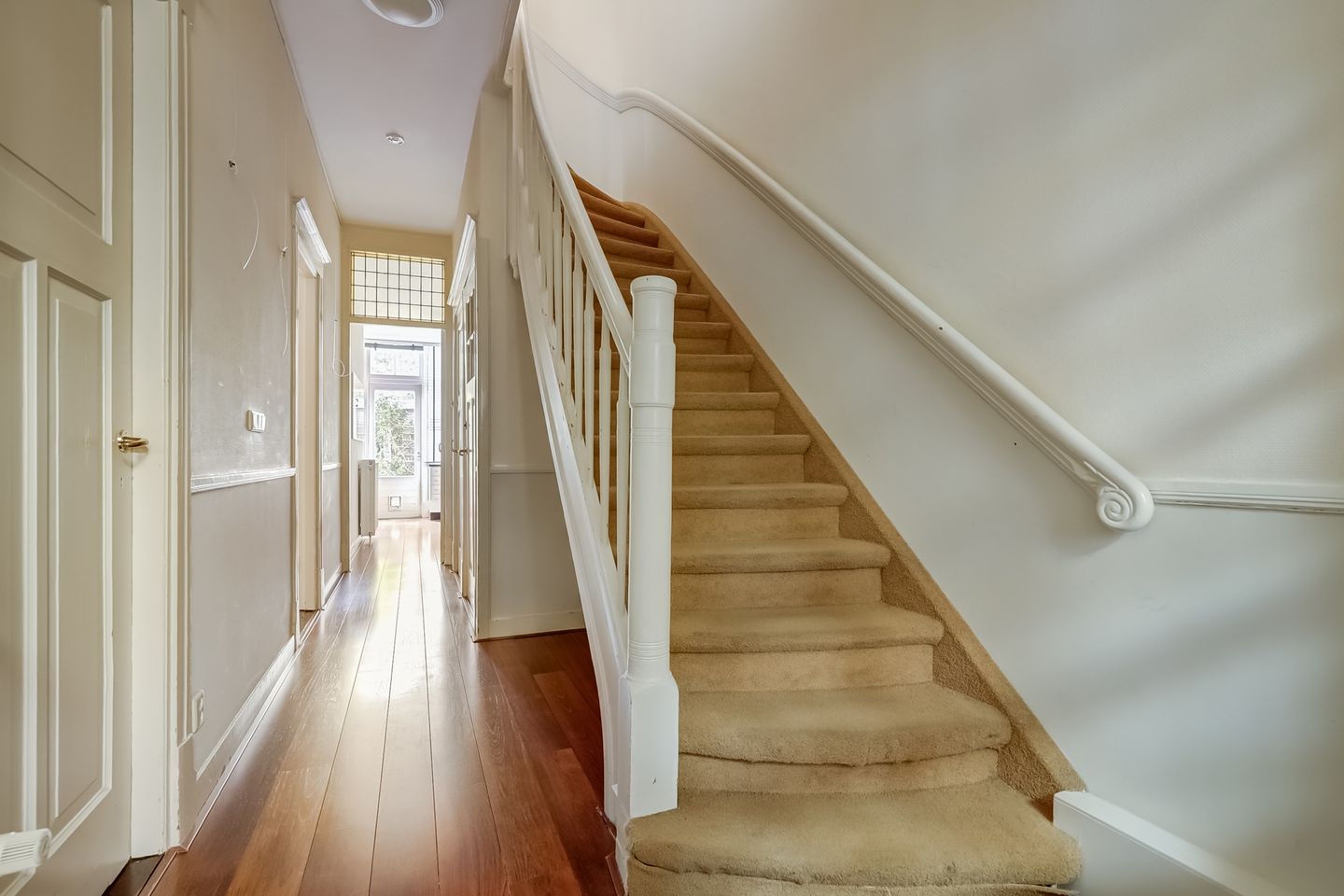 Foto 4 van Van Beverningkstraat 151