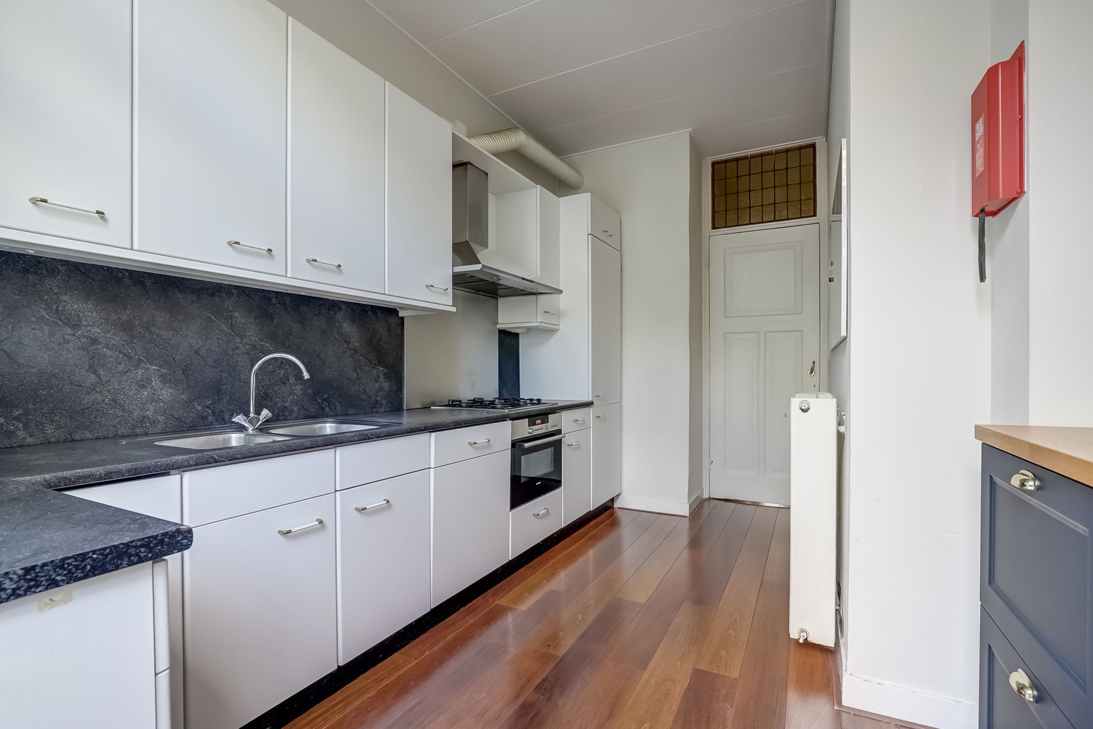 Foto 9 van Van Beverningkstraat 151