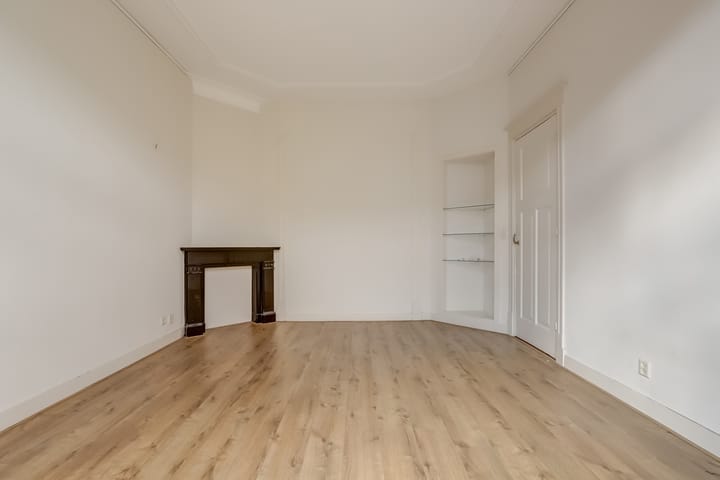 Foto 13 van Van Beverningkstraat 151