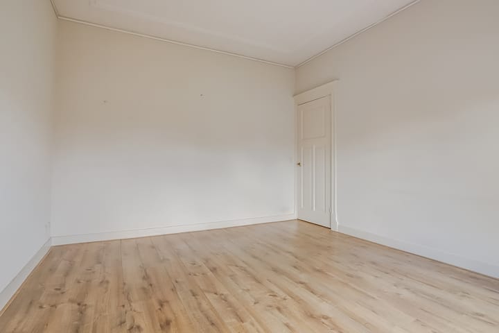 Foto 23 van Van Beverningkstraat 151