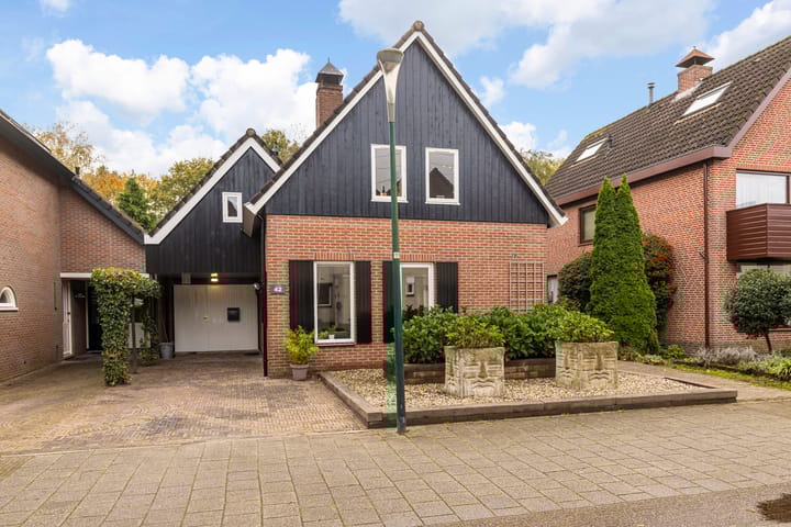 Foto 43 van Edelvalk 42