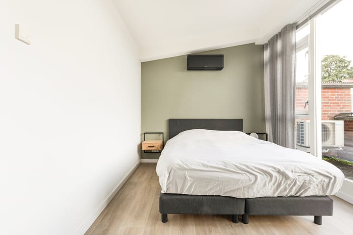 Foto 21 van Heinsiusstraat 8