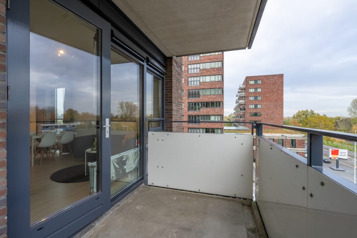 Photo 32 of Bezaanjachtplein 45