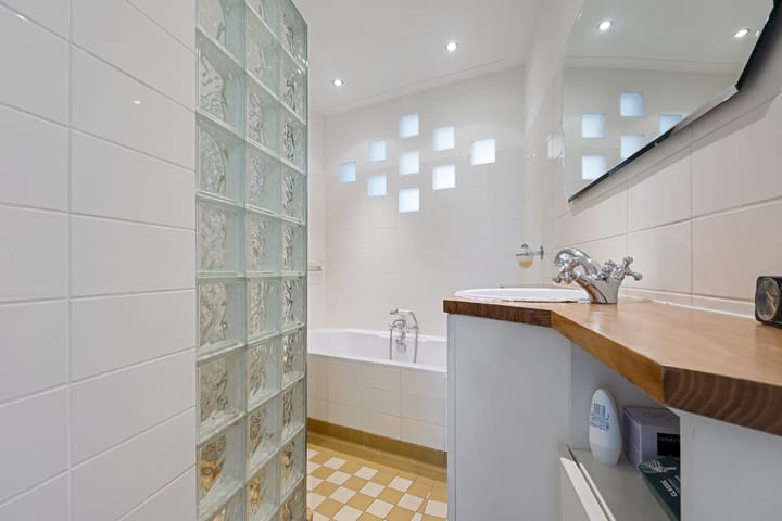 Photo 21 of Zwet 4-A