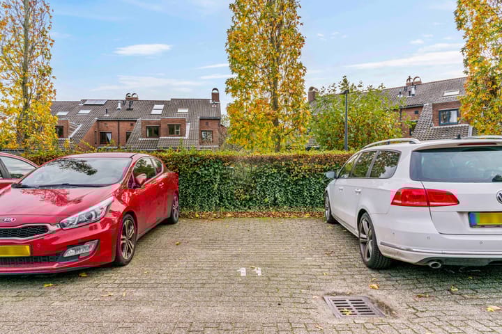 Foto 36 van Troelstraplein 11