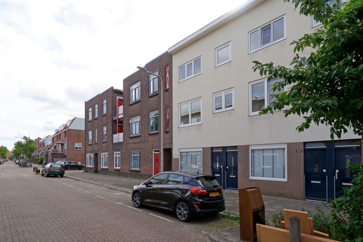 Foto 23 van Surinamestraat 100