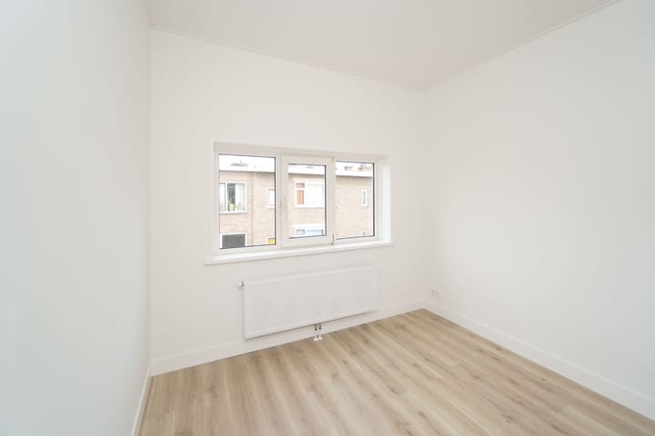 Foto 10 van Surinamestraat 100