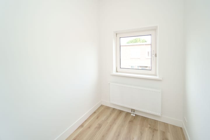 Foto 15 van Surinamestraat 100