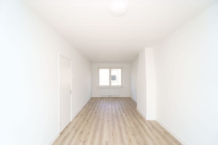 Foto 4 van Surinamestraat 100