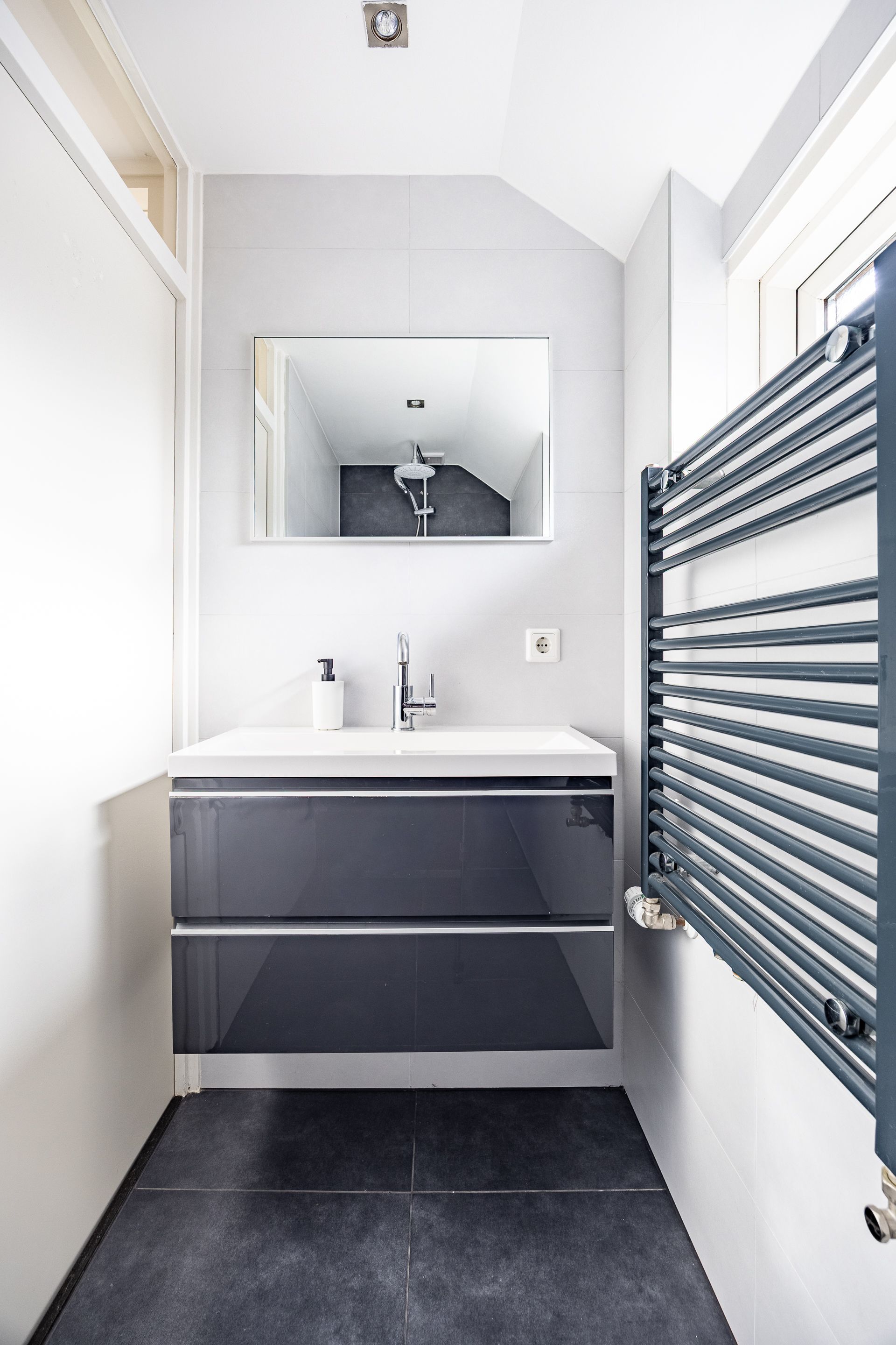 Foto 21 van Dahliastraat 36