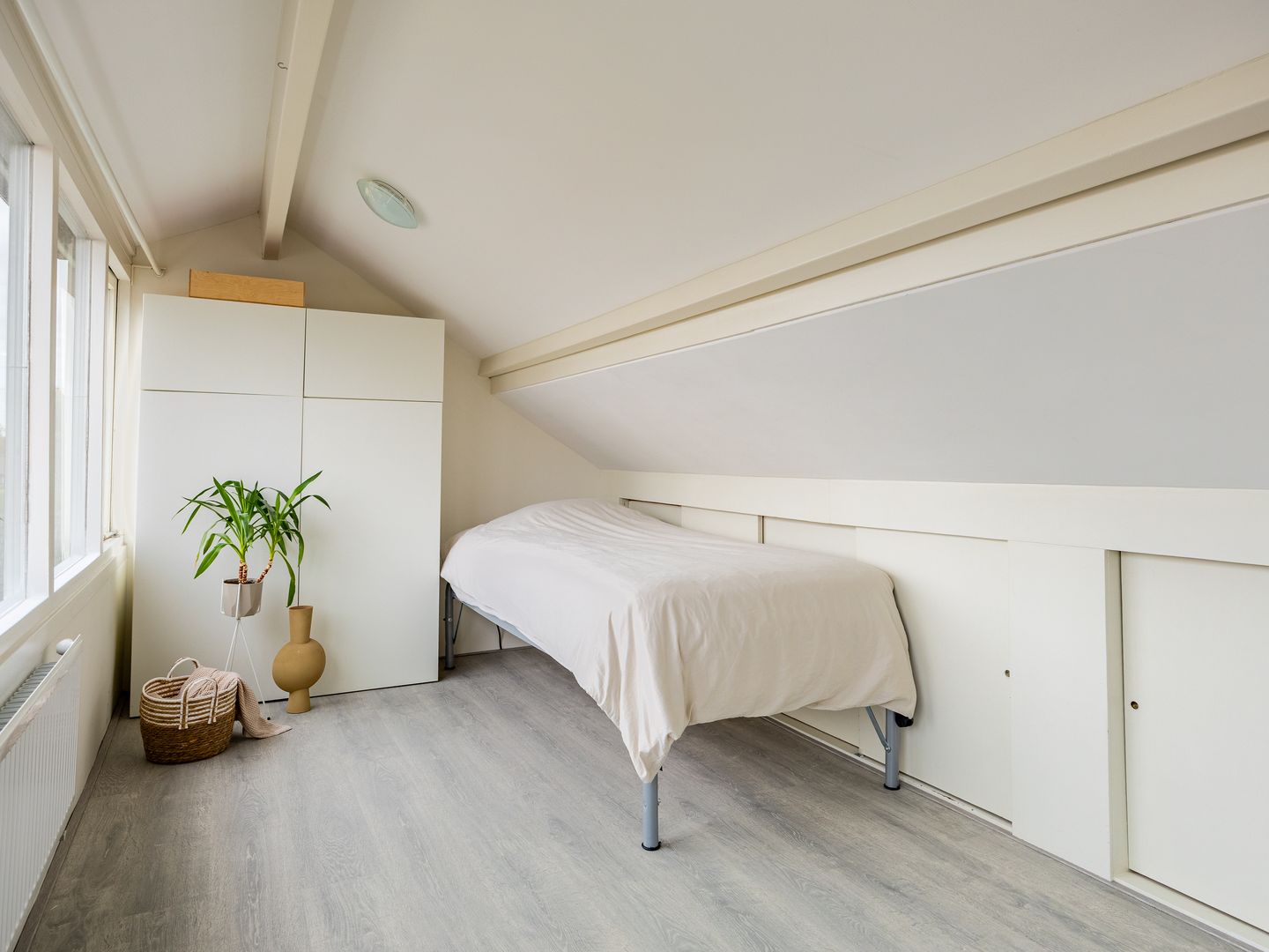 Foto 25 van Dahliastraat 36