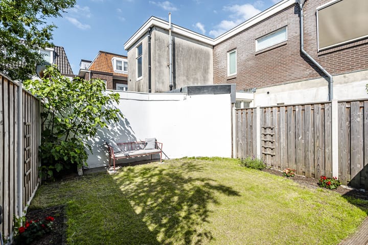 Foto 22 van Madoerastraat 27