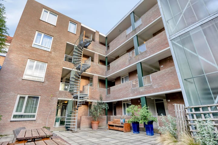 Foto 23 van Prins Hendrikstraat 42-E