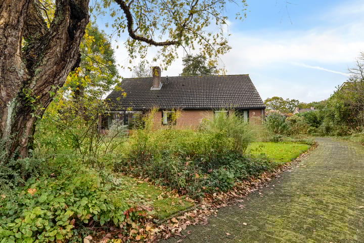 Photo 2 of Brahmsweg 3