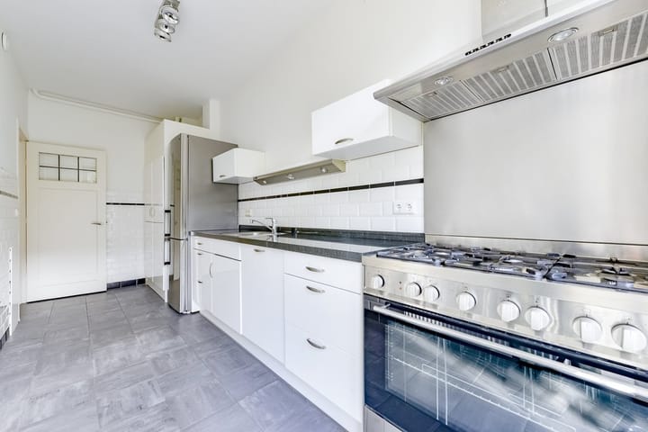 Foto 15 van Milletstraat 17