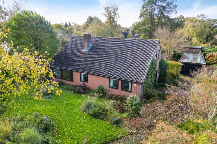 Photo 45 of Brahmsweg 3