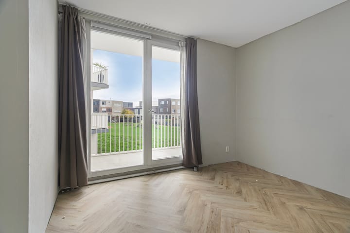 Foto 16 van Marsstraat 28