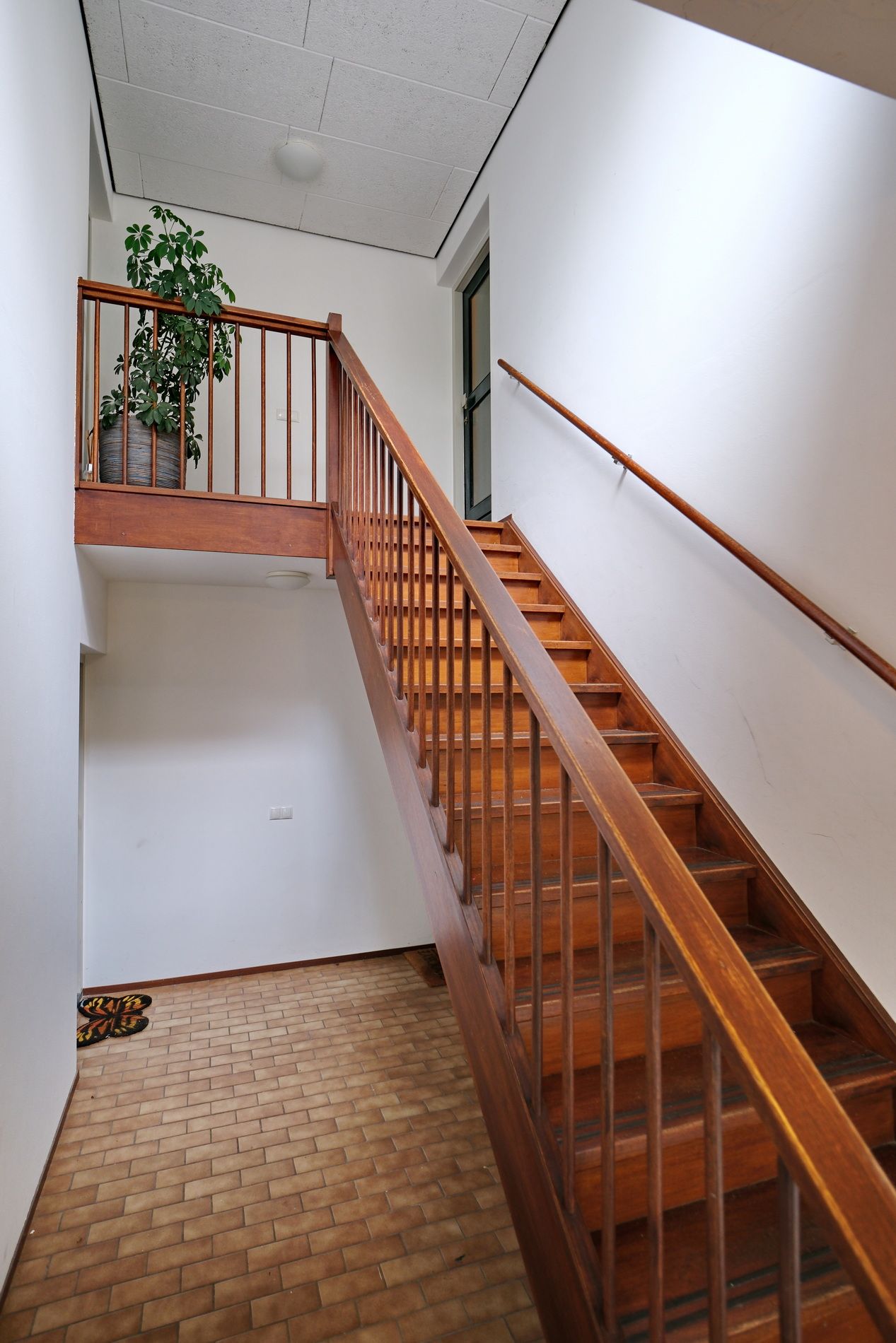 Photo 3 of Madoeralaan 27