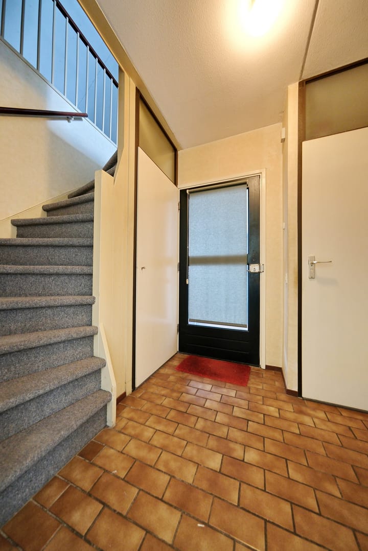 Photo 14 of Madoeralaan 27