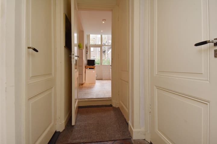 Photo 40 of Koningsplein 8