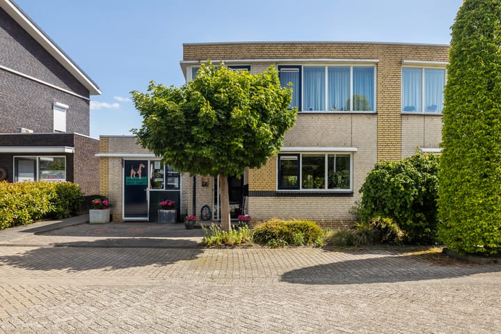 Foto 30 van Kloosring 57