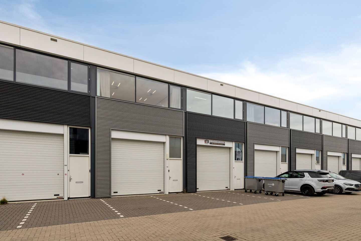 View photo 4 of Konijnenberg 191