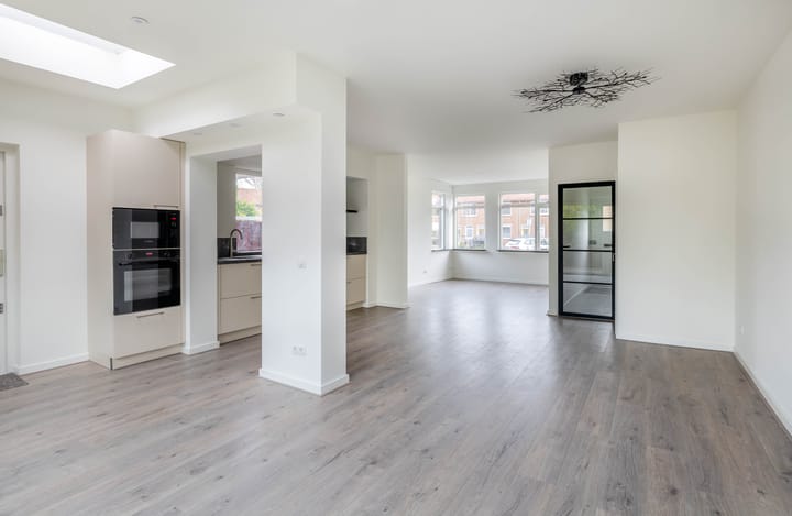 Photo 2 of Goudenregenstraat 13-C