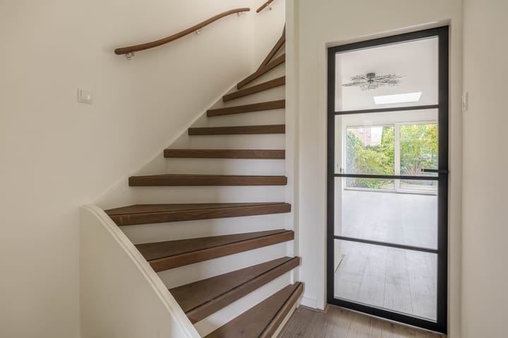 Photo 10 of Goudenregenstraat 13-C