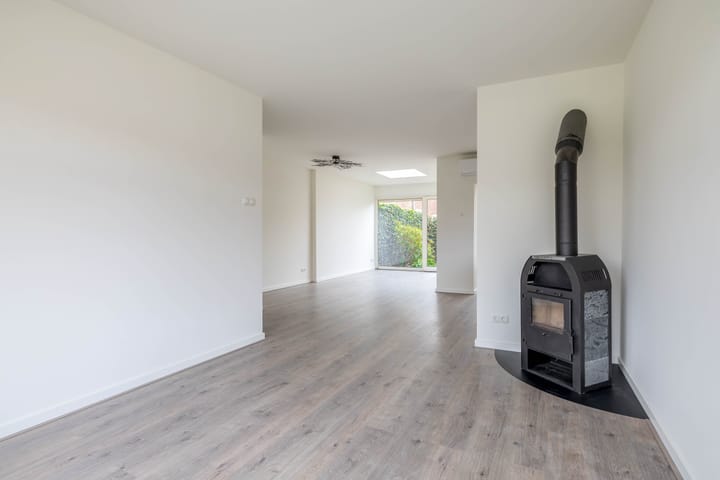 Photo 13 of Goudenregenstraat 13-C