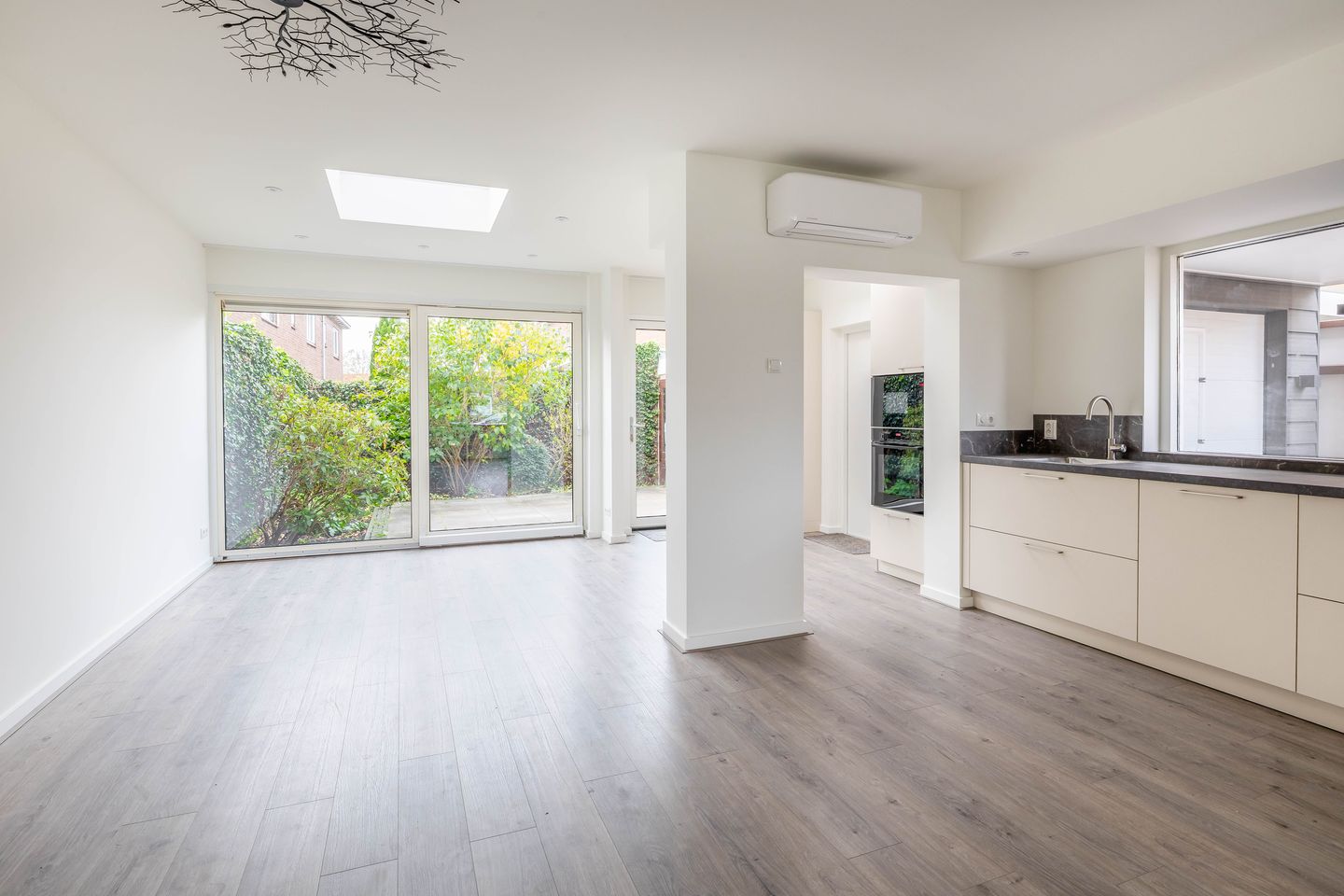 Foto 14 van Goudenregenstraat 13-C