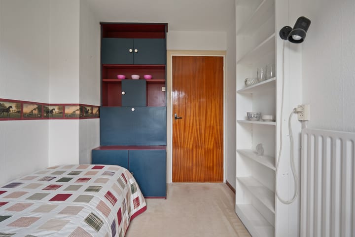 Photo 20 of Marggraffstraat 37