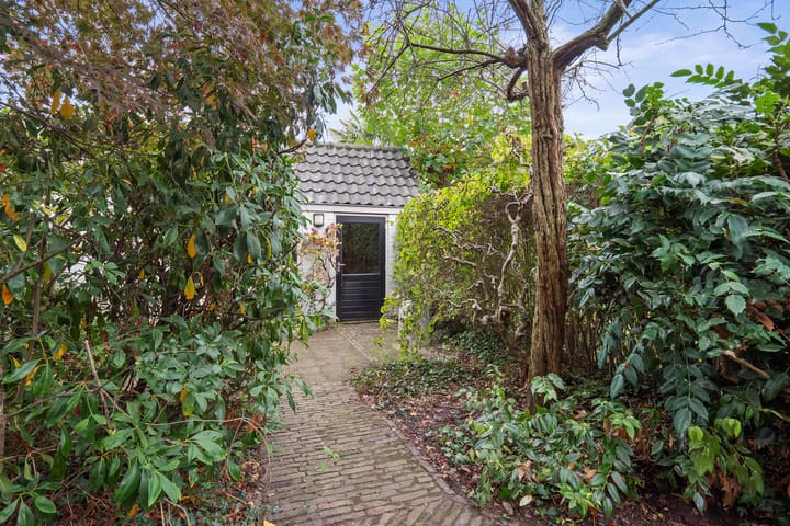 Photo 28 of Marggraffstraat 37