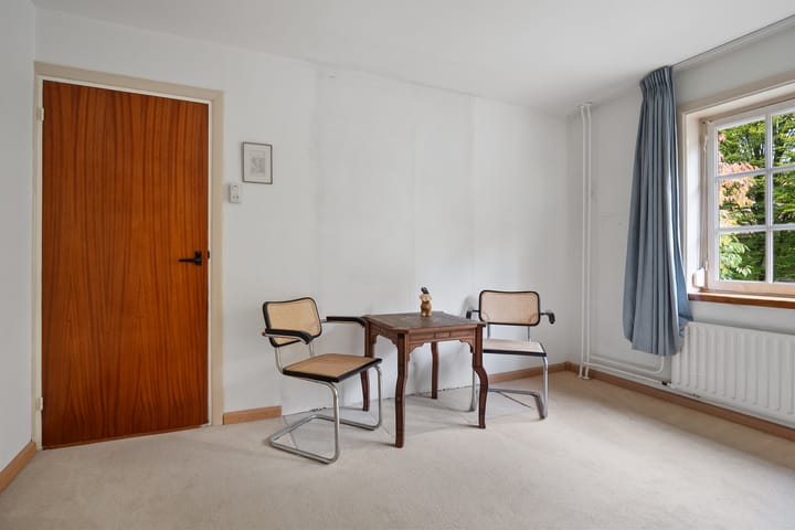 Photo 18 of Marggraffstraat 37