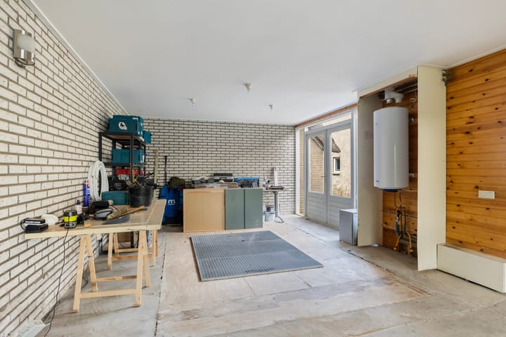 Photo 38 of Reahel 15