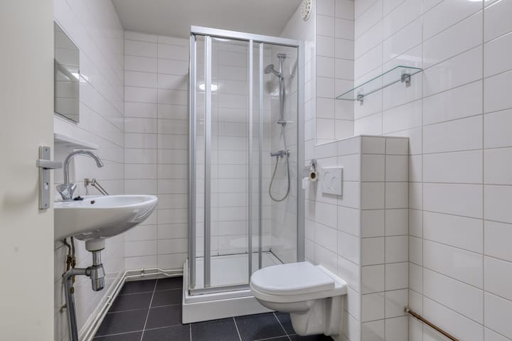 Photo 21 of Klaproos 24