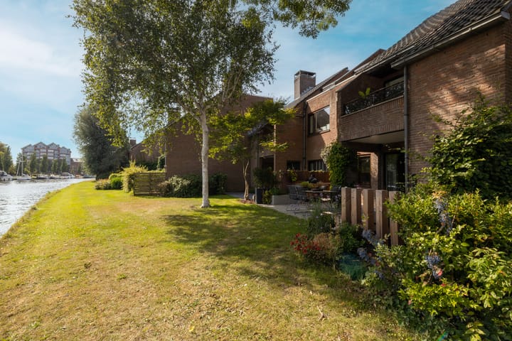 Foto 26 van Troelstraplein 11