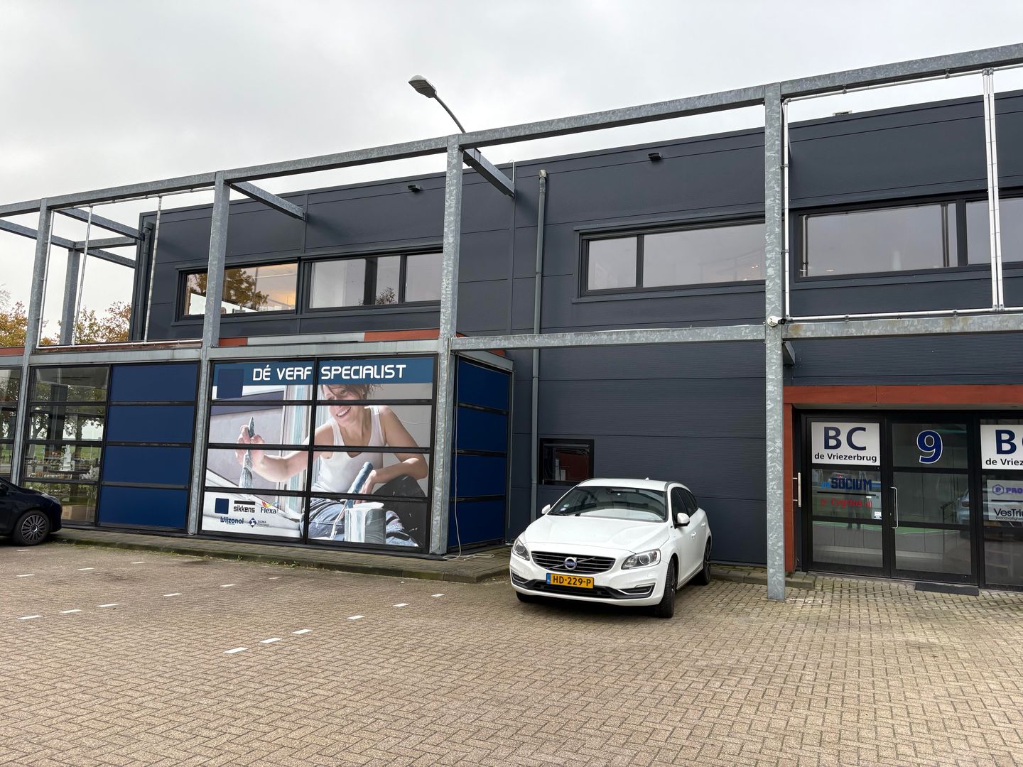 Bekijk foto 1 van Onlandweg 9