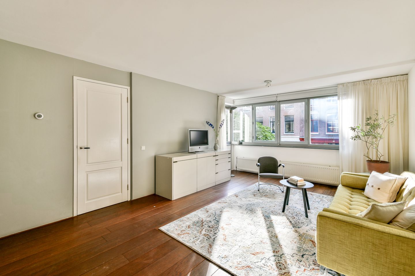 Photo 5 of Bellamystraat 50-B