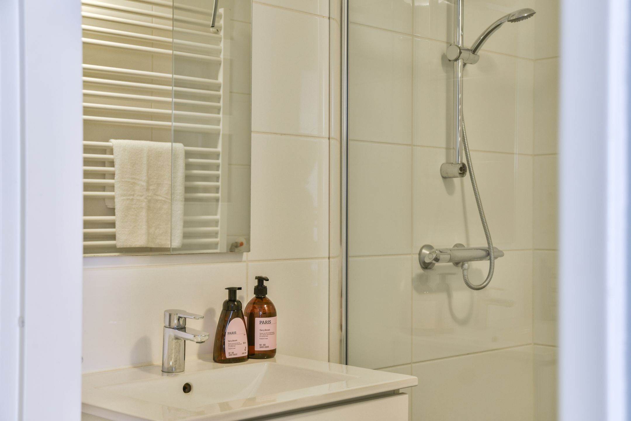 Photo 21 of Bellamystraat 50-B