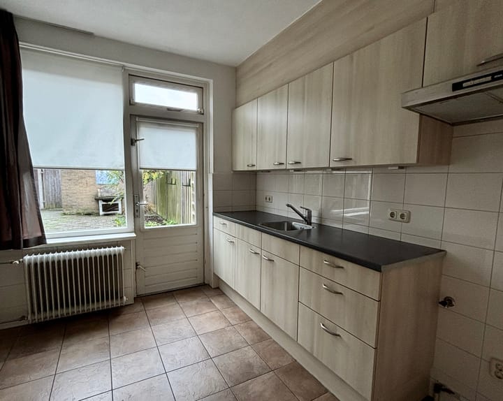 Photo 3 of Catharina van Renneslaan 9