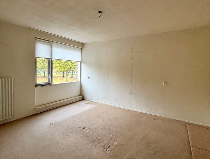 Photo 10 of Catharina van Renneslaan 9